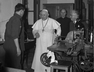 Giovanni XXIII visita la Tipografia Poliglotta Vaticana